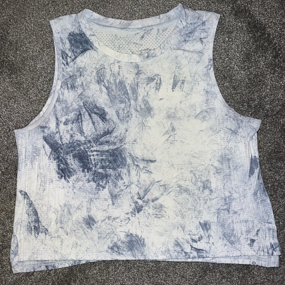 Lululemon Train To Be tank top